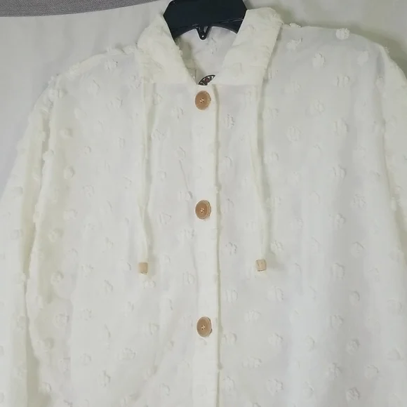 Produce Company - Off-White Textured Button Up Jacket - Picture 2 of 12
